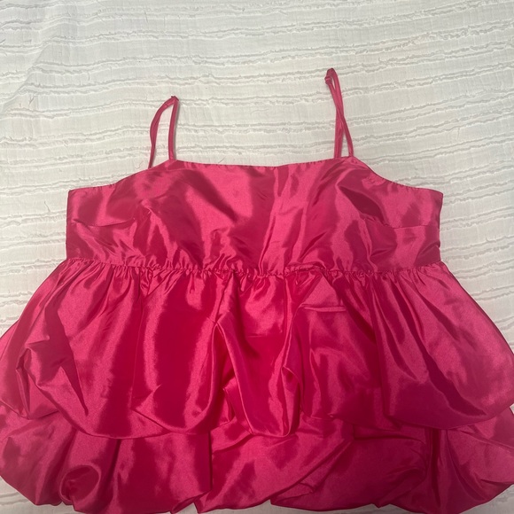 A NEW DAY- GORGEOUS TOP - Picture 1 of 3